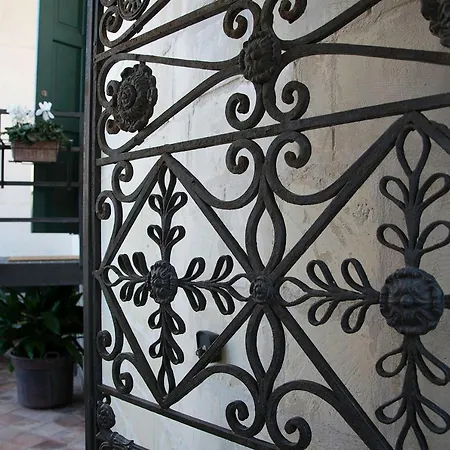 Il Giardino Di Eleonora Konukevi